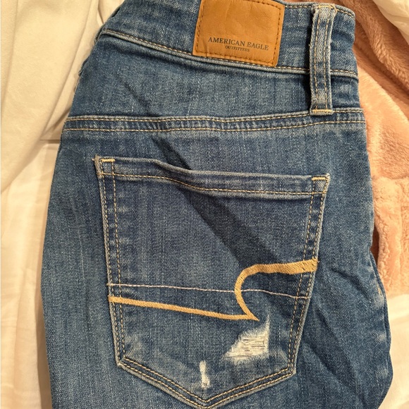 Women's Distressed Blue Jeans - Picture 3 of 3